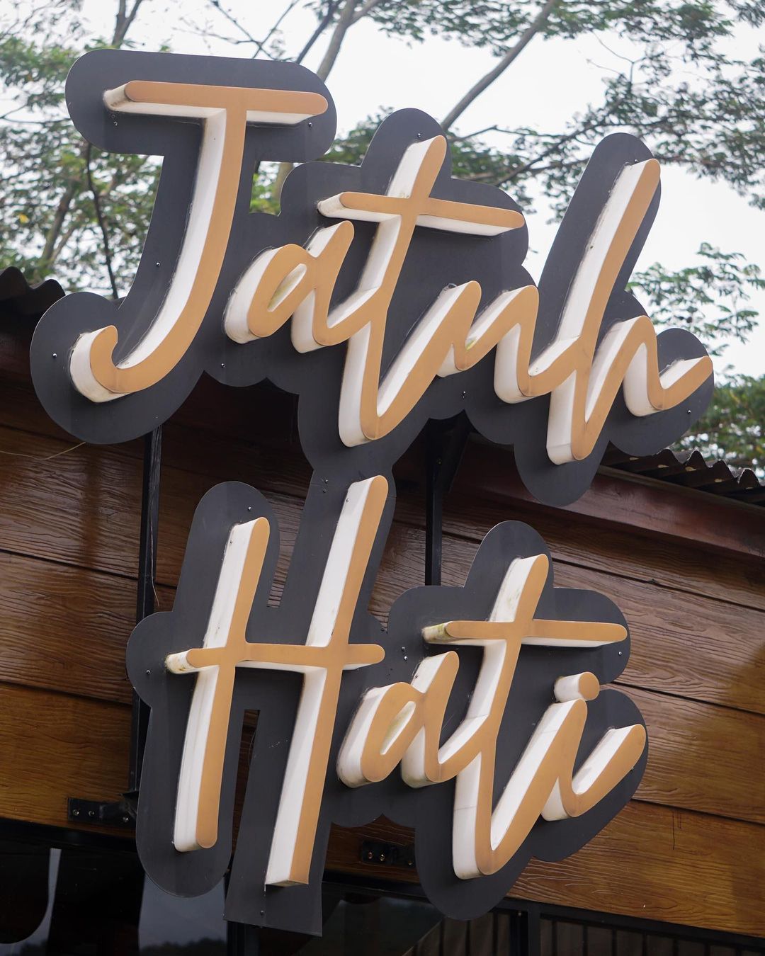 JATUH HATI CAFE