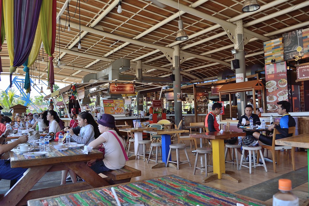 Ah Poong Food Market at Sentul City