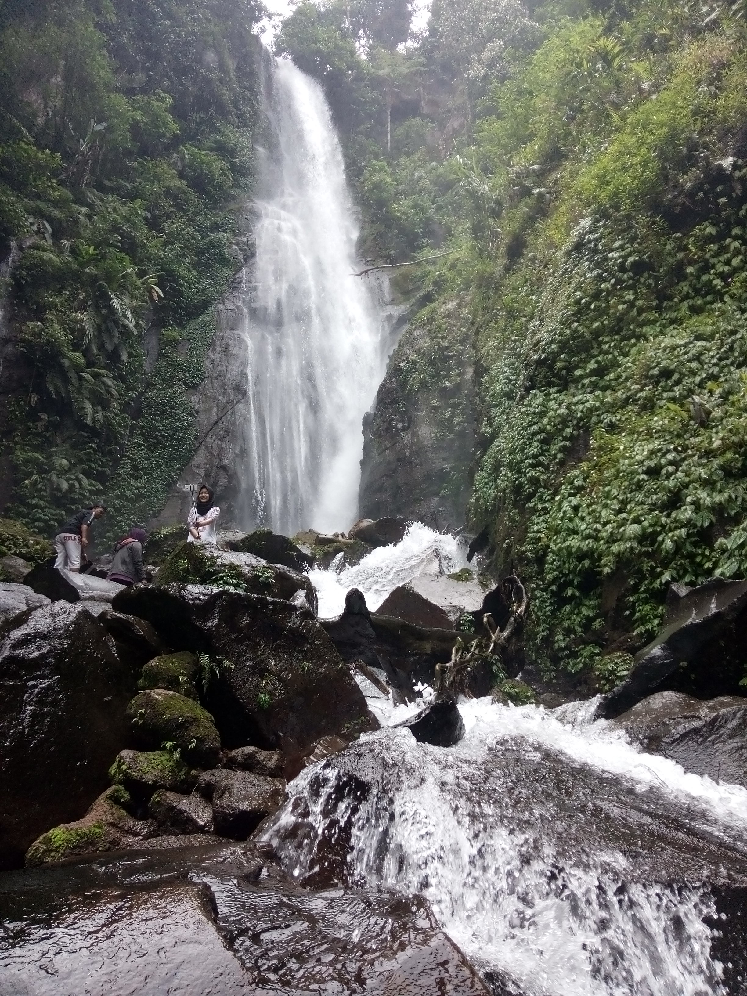 Curug Cikaracak