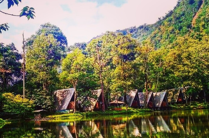 Telaga Warna Hotel (Telaga Warna Resort & Resto)